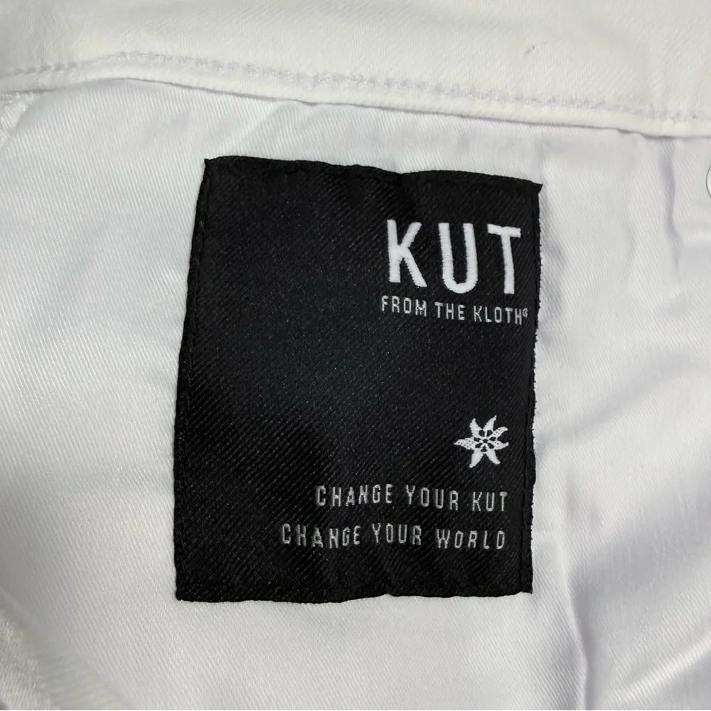 Kut from the Kloth Rachael Fab Ab Optic White Straight leg Jeans - Picture 3 of 11